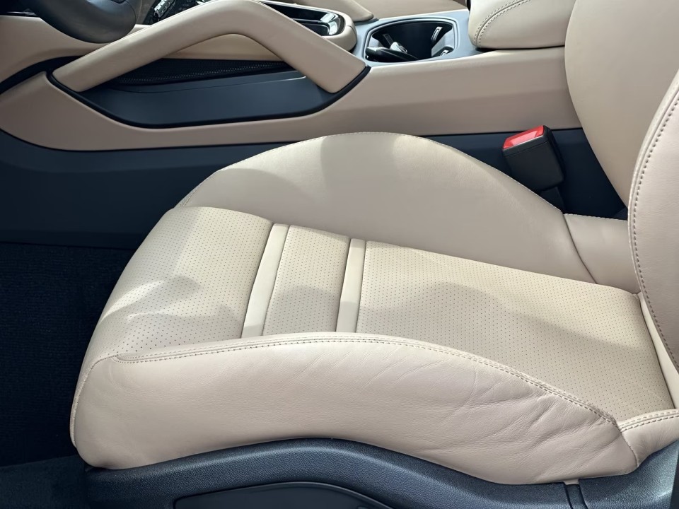 Porsche Cayenne Coupe - foto 16