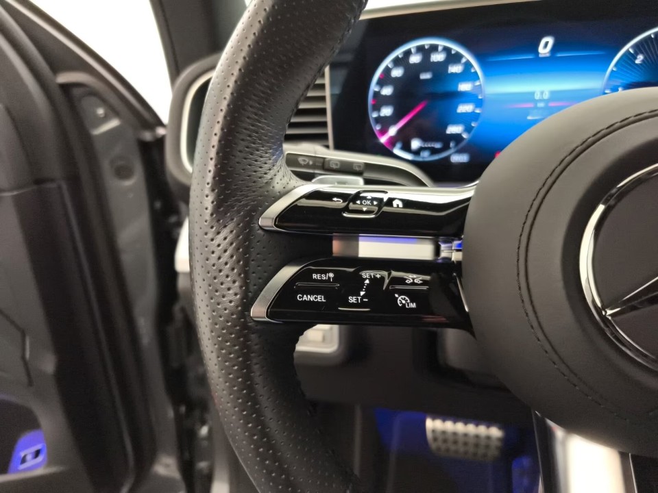 Mercedes-Benz GLE 450d 4MATIC AMG Line - foto 15