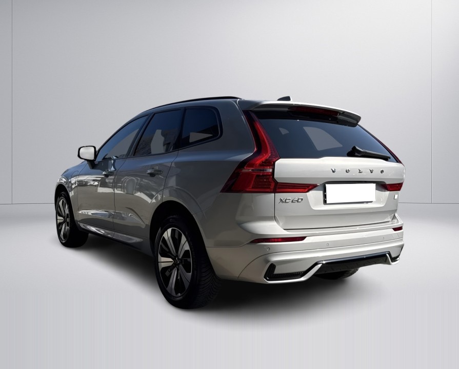 Volvo XC 60 T6 Recharge AWD R-Design (4)