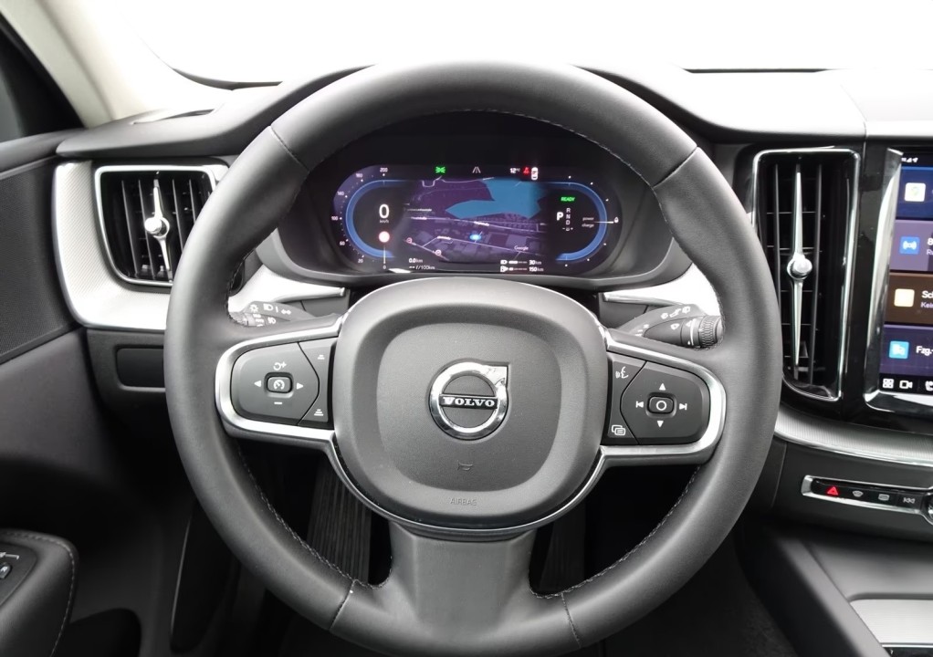 Volvo XC 60 T6 Recharge AWD Core - foto 12