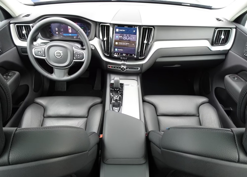 Volvo XC 60 T6 Recharge AWD Core - foto 10