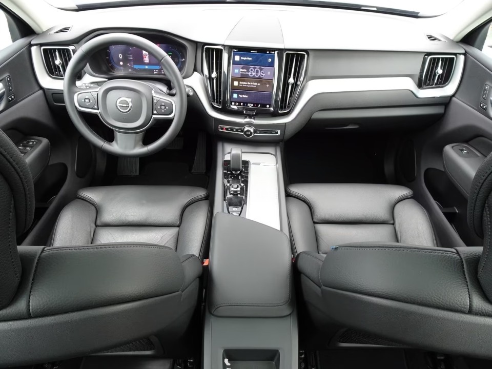 Volvo XC 60 T6 Recharge AWD Core - foto 7
