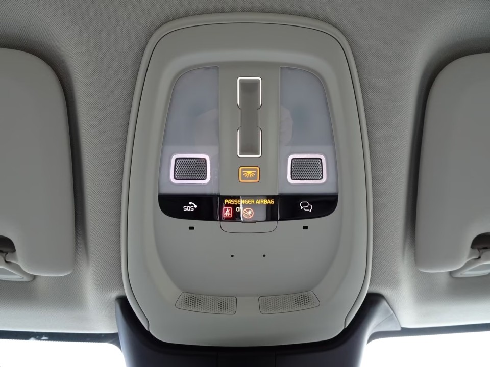 Volvo XC 60 T6 Recharge AWD Core - foto 15