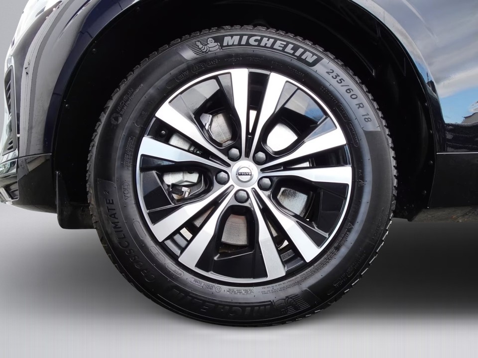 Volvo XC 60 T6 Recharge AWD Core - foto 22