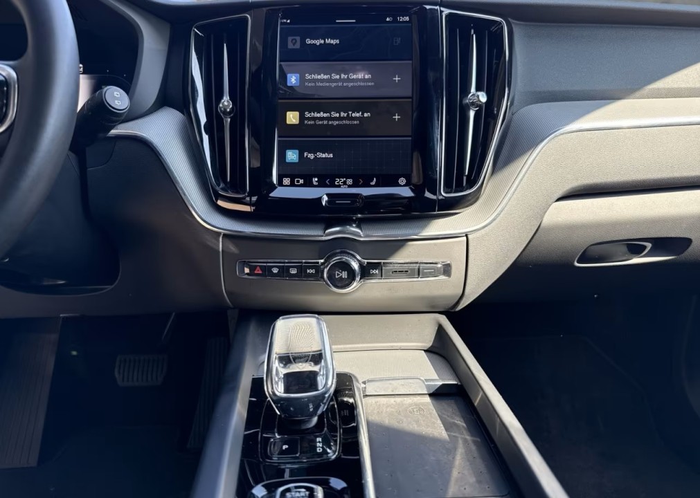 Volvo XC 60 T6 Recharge AWD R-Design - foto 11