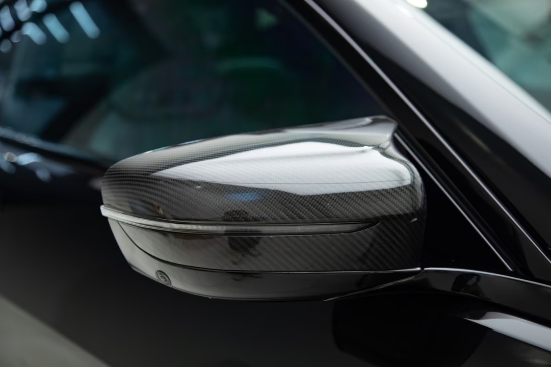 BMW M8 Competition - foto 24