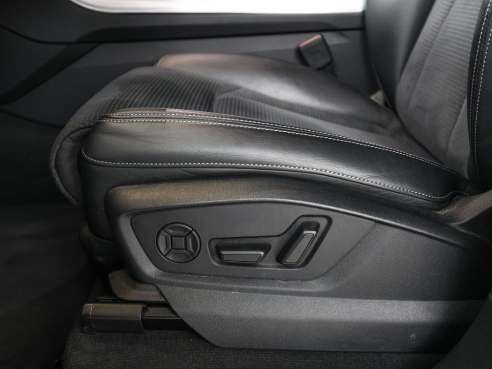 Audi Q7 50TDI quattro tiptronic S-Line - foto 23