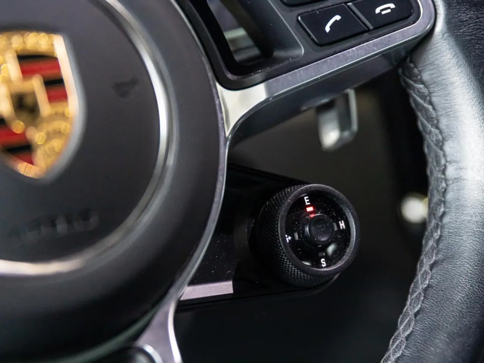 Porsche Cayenne E-Hybrid - foto 11