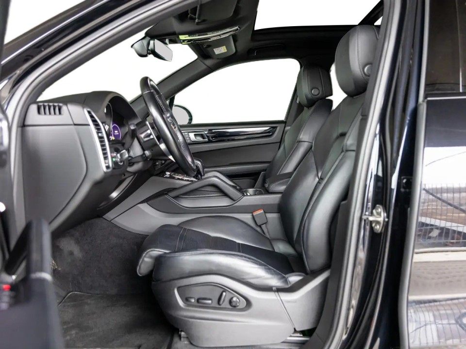 Porsche Cayenne E-Hybrid - foto 15