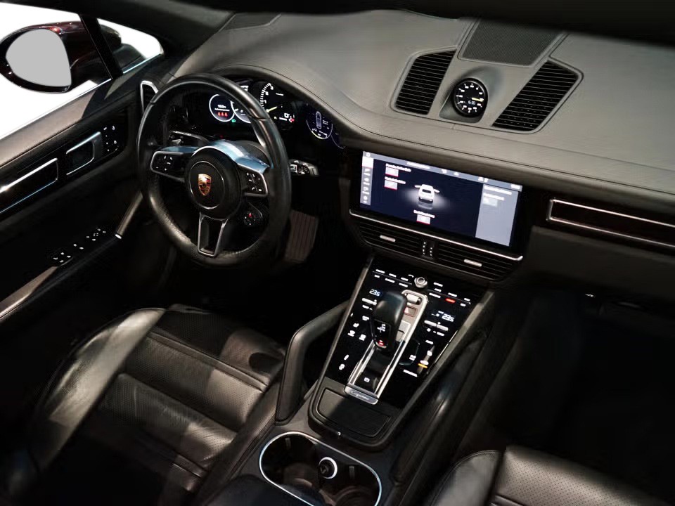 Porsche Cayenne E-Hybrid - foto 12