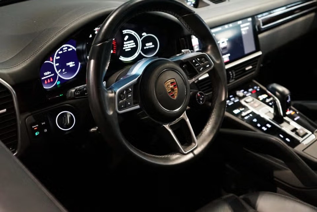 Porsche Cayenne E-Hybrid - foto 13