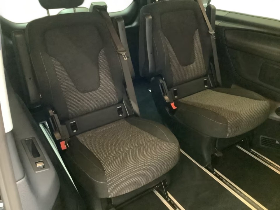 Mercedes-Benz V 300d 4MATIC Extralong (5)