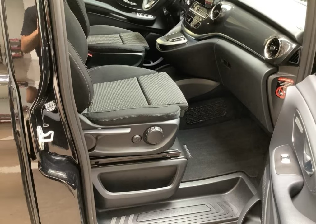 Mercedes-Benz V 300d 4MATIC Extralong - foto 7