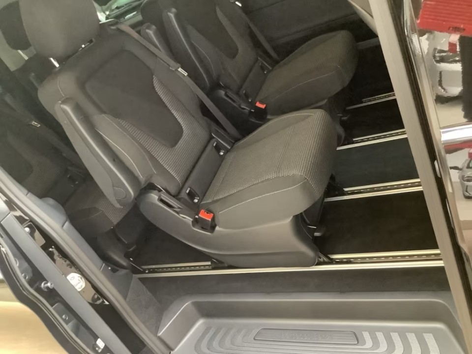 Mercedes-Benz V 300d 4MATIC Extralong - foto 6