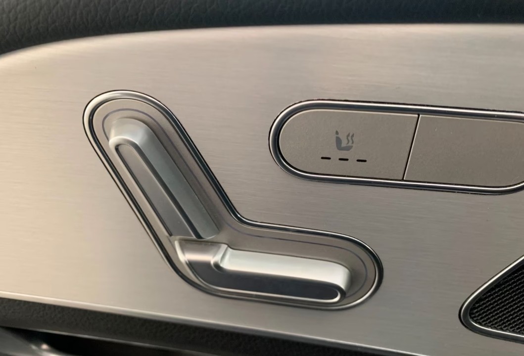 Mercedes-Benz GLE 350de 4MATIC AMG Line - foto 14