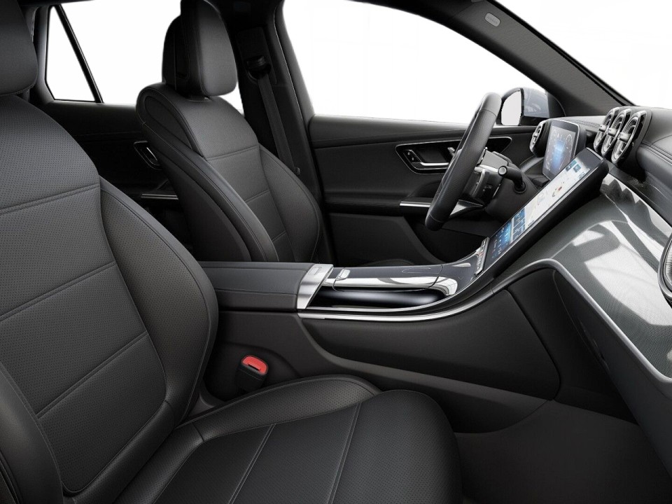 Mercedes-Benz GLC 300 4MATIC AMG Line - foto 10