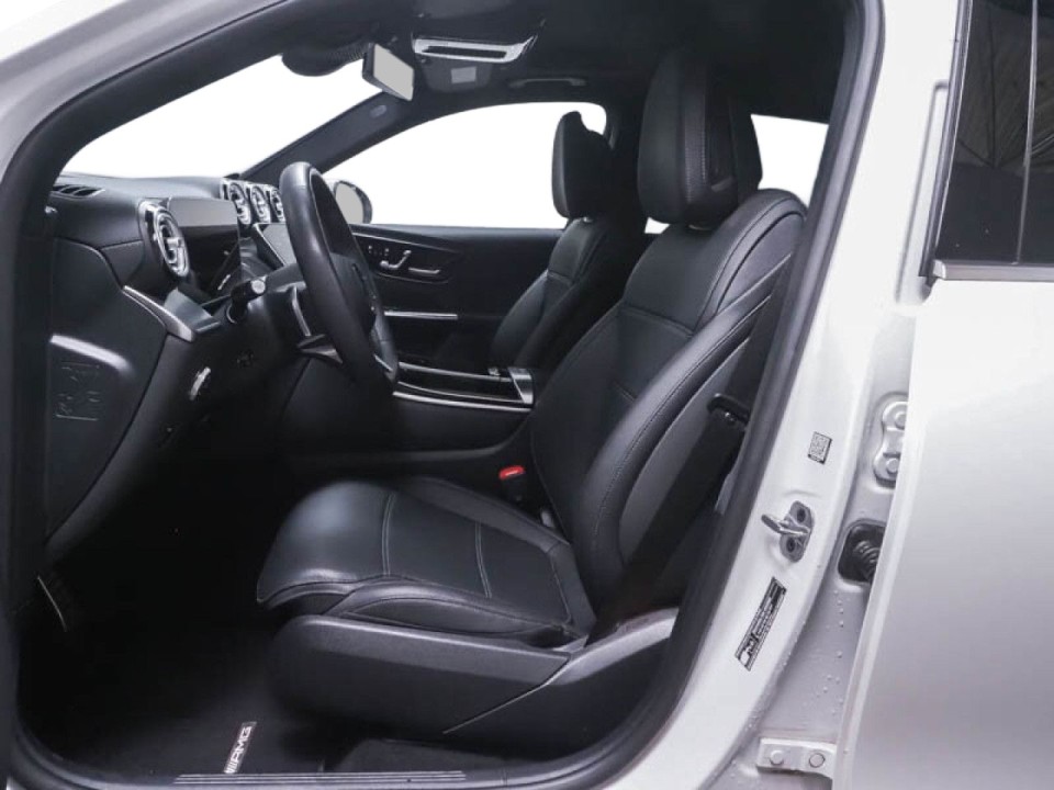 Mercedes-Benz GLC 300 4MATIC AMG Line - foto 8