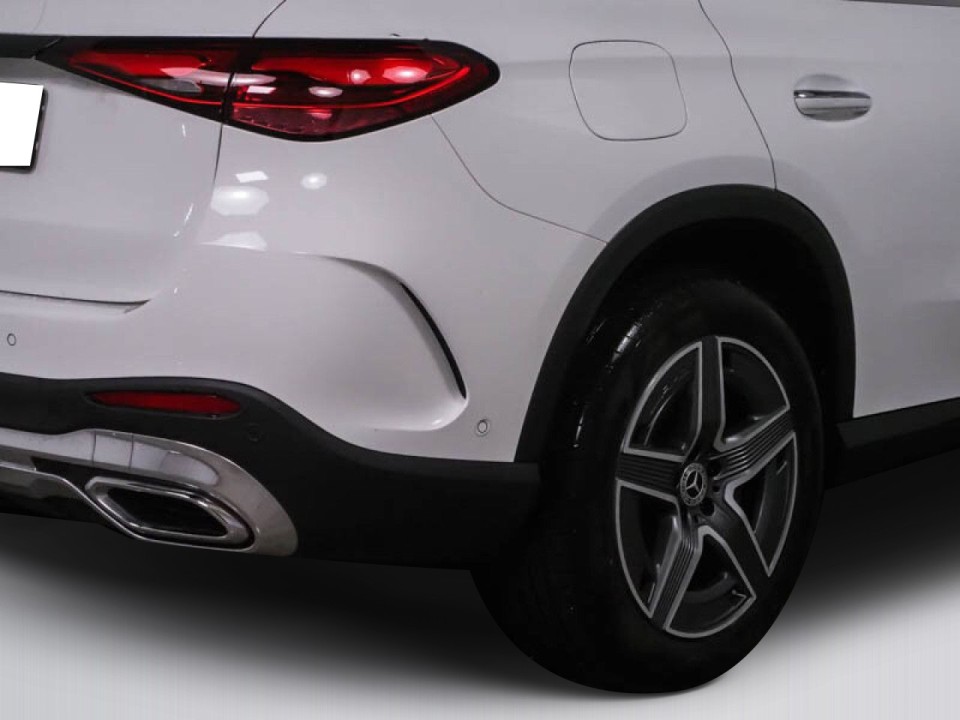 Mercedes-Benz GLC 300 4MATIC AMG Line - foto 15