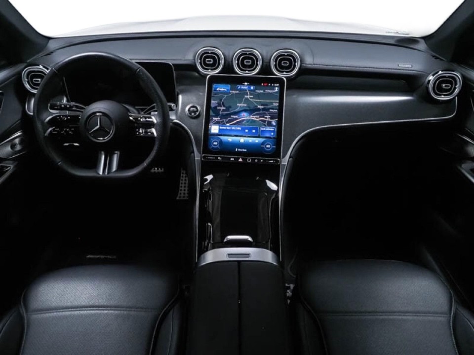 Mercedes-Benz GLC 300 4MATIC AMG Line - foto 6