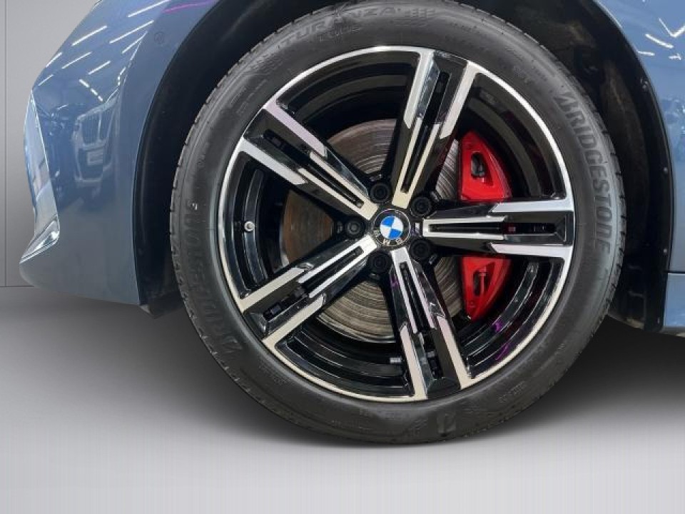 BMW Seria 3 330e xDrive M-Sport - foto 16