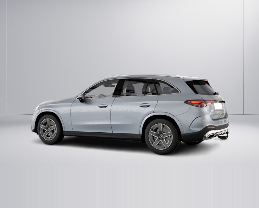 Mercedes-Benz GLC 300 4MATIC AMG Line - foto 8