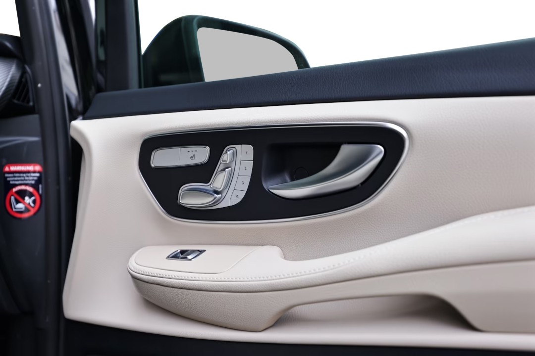 Mercedes-Benz V 300d 4MATIC Extralong - foto 17