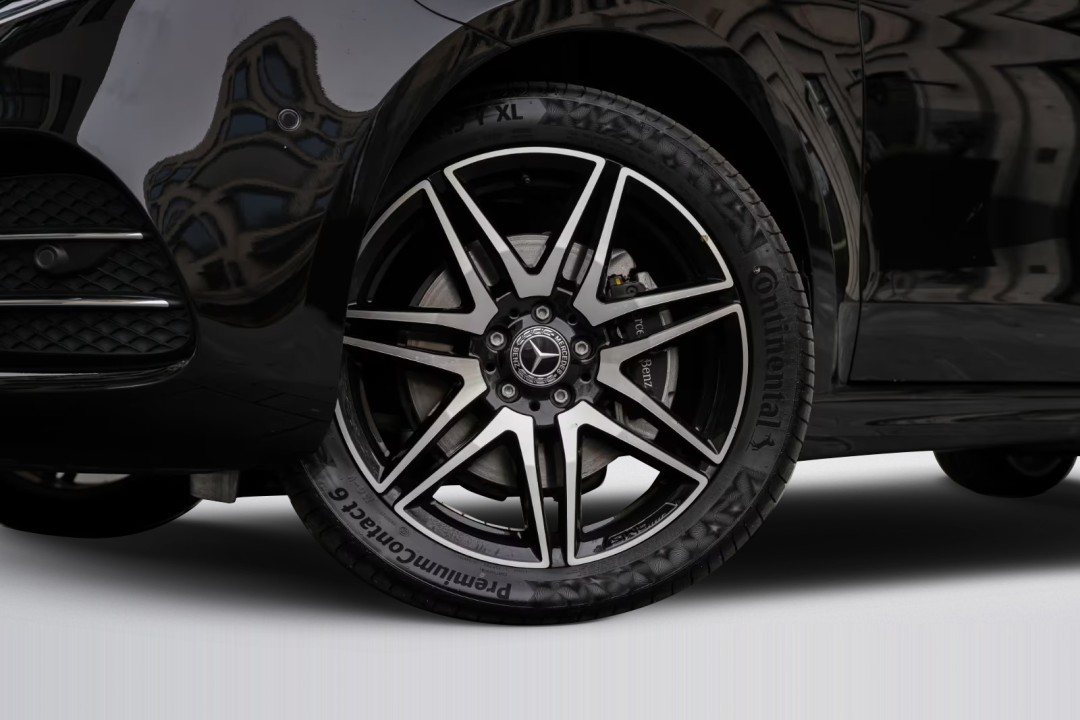 Mercedes-Benz V 300d 4MATIC Extralong - foto 21