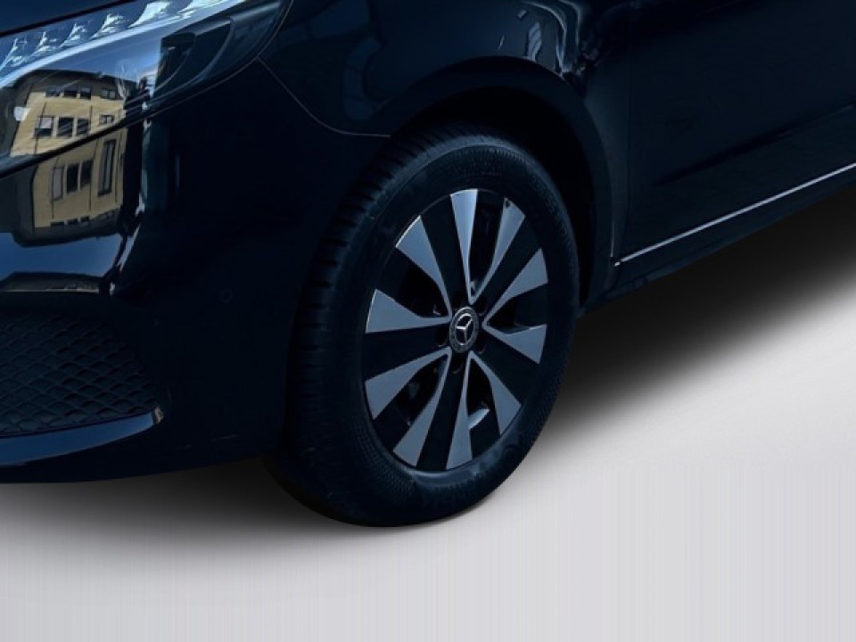 Mercedes-Benz V 300d 4MATIC Extralong Avantgarde - foto 14