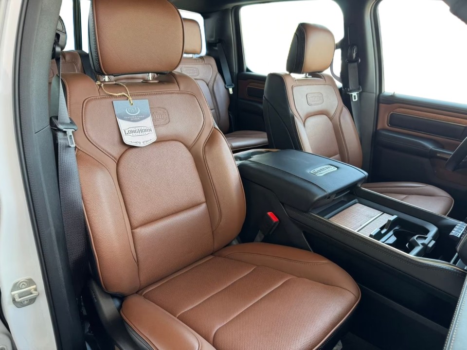 Dodge RAM 1500 Longhorn - foto 12