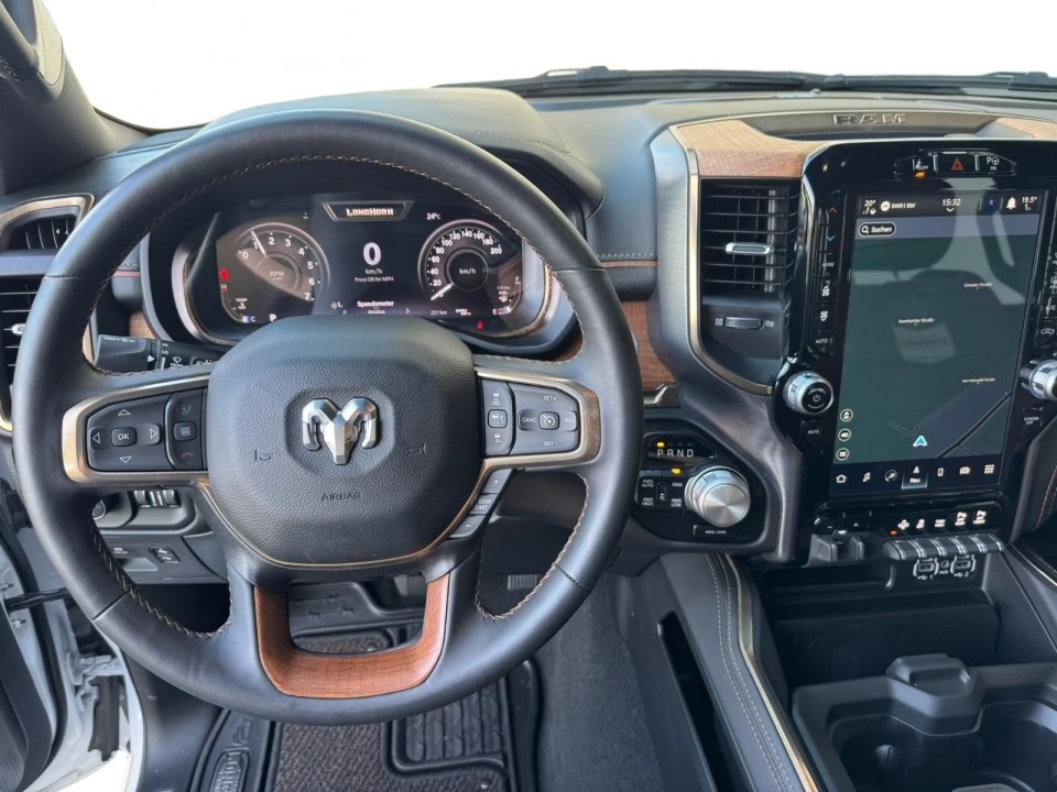 Dodge RAM 1500 Longhorn - foto 6