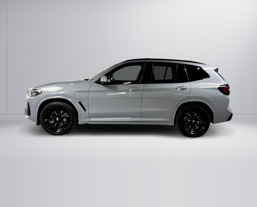 BMW X3 xDrive30e M-Sport (5)