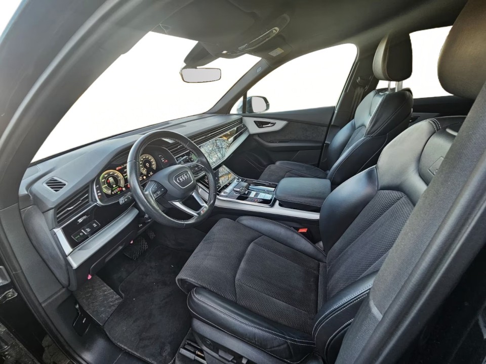 Audi Q7 55 TFSIe quattro (5)