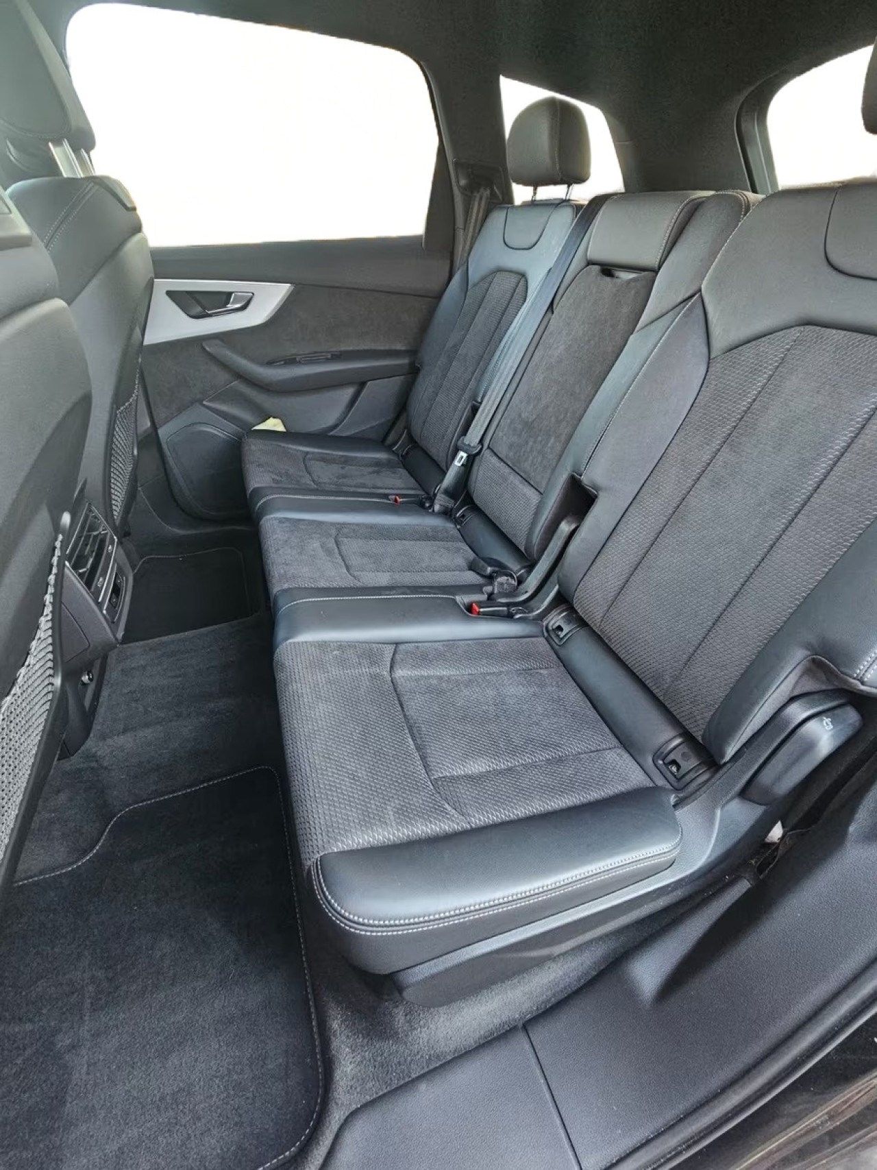 Audi Q7 55 TFSIe quattro - foto 8