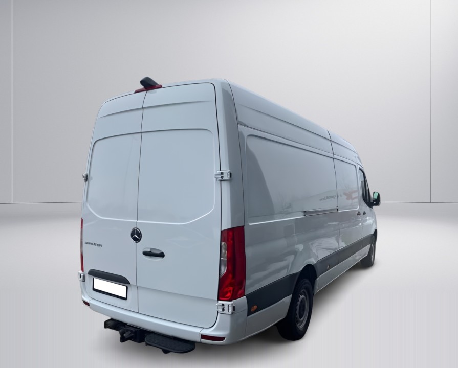 Mercedes-Benz Sprinter 317 CDI L3H2 (2)