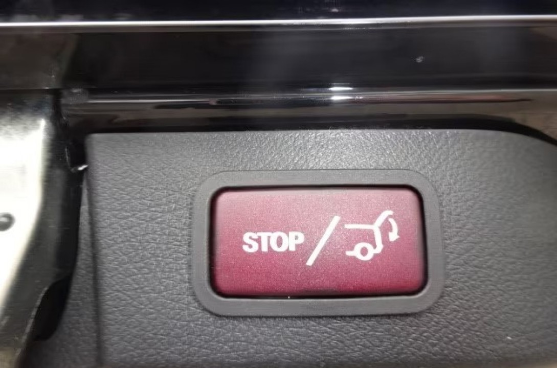 Mercedes-Benz V 300d 4MATIC Extralong Avantgarde - foto 29