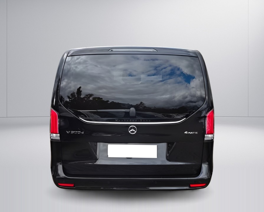 Mercedes-Benz V 300d 4MATIC Extralong Avantgarde (4)