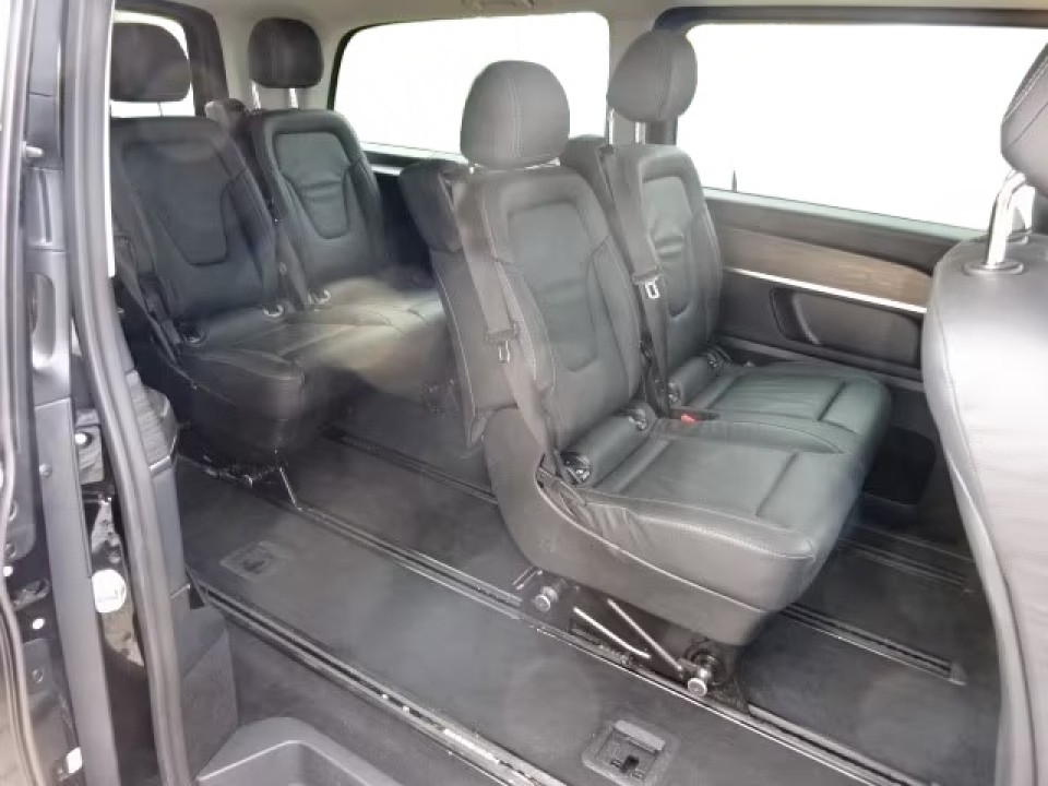 Mercedes-Benz V 300d 4MATIC Extralong Avantgarde - foto 10