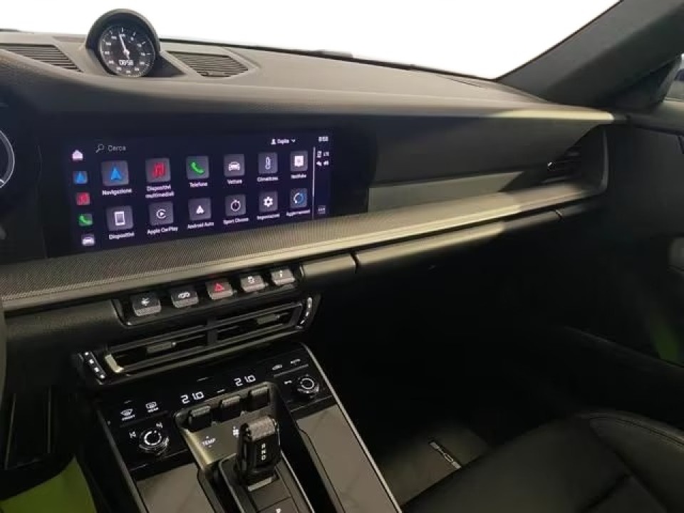 Porsche 911 Carrera 4 - foto 10