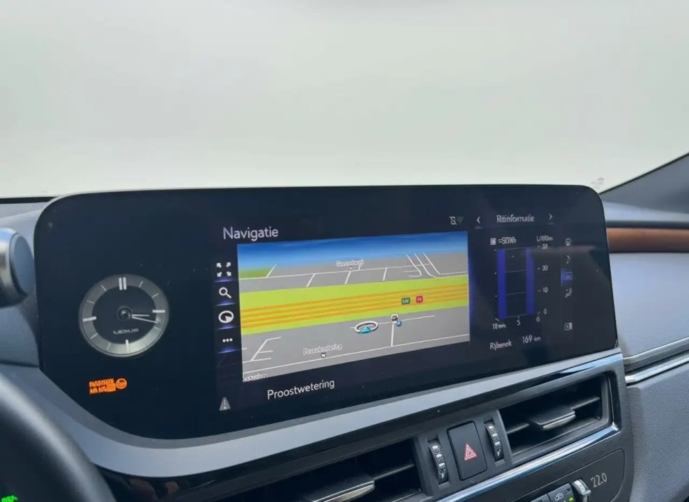 Lexus Seria ES 300h President Line - foto 12