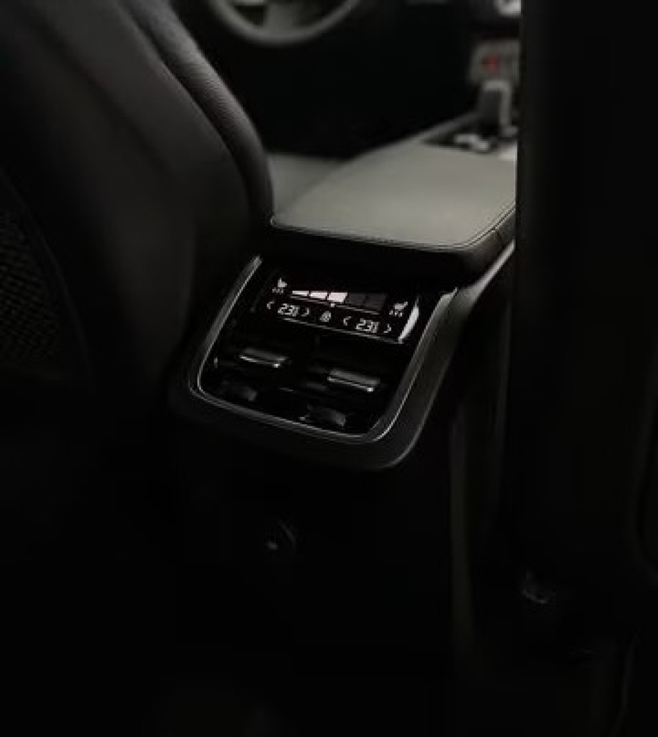 Volvo XC 90 T8 Recharge AWD - foto 23