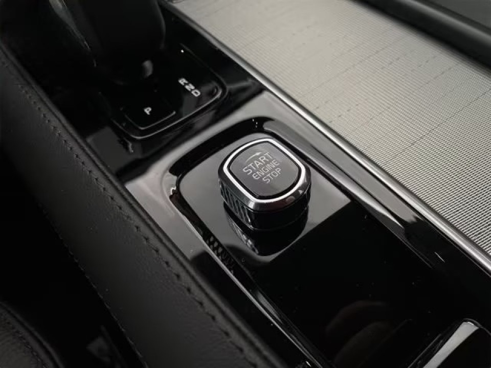 Volvo XC 90 T8 Recharge AWD - foto 11