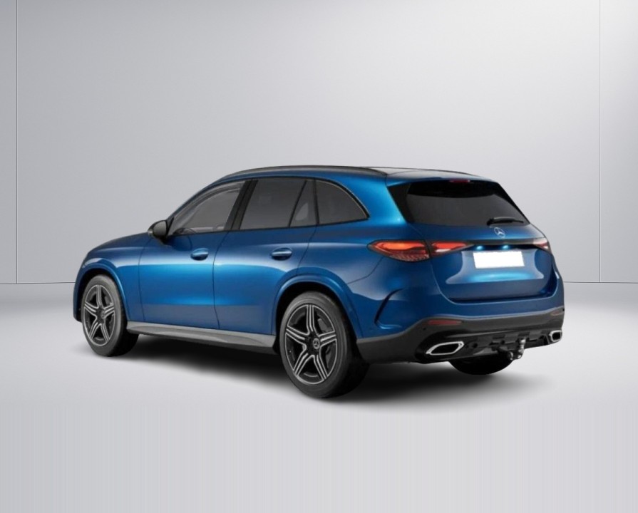 Mercedes-Benz GLC 300 4MATIC AMG Line - foto 8