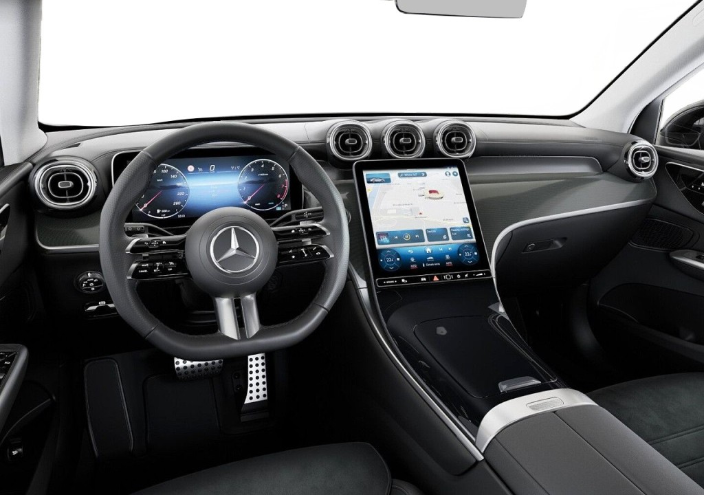 Mercedes-Benz GLC 300 4MATIC AMG Line - foto 17