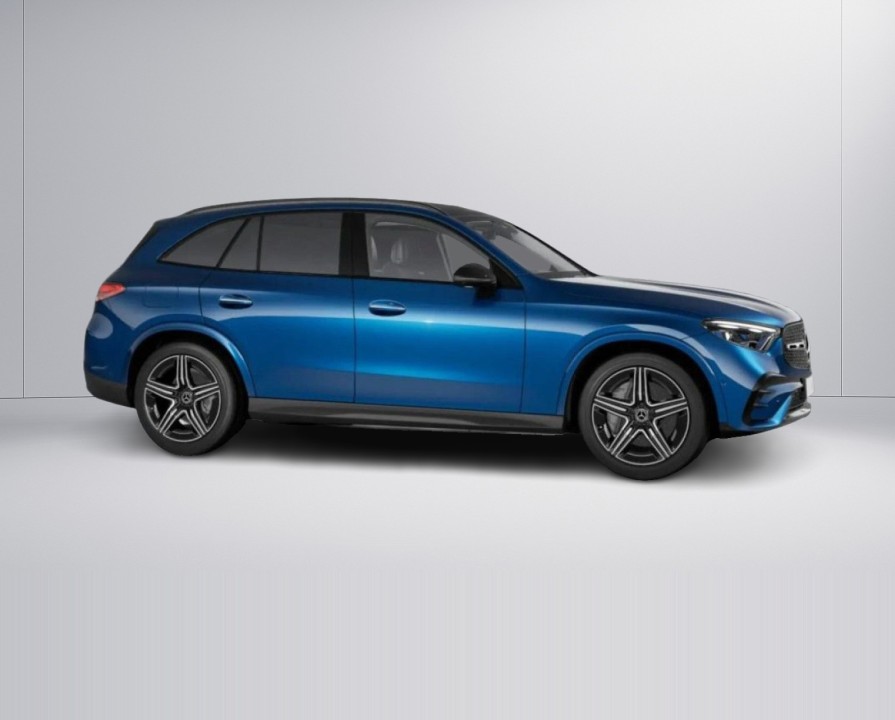 Mercedes-Benz GLC 300 4MATIC AMG Line (3)