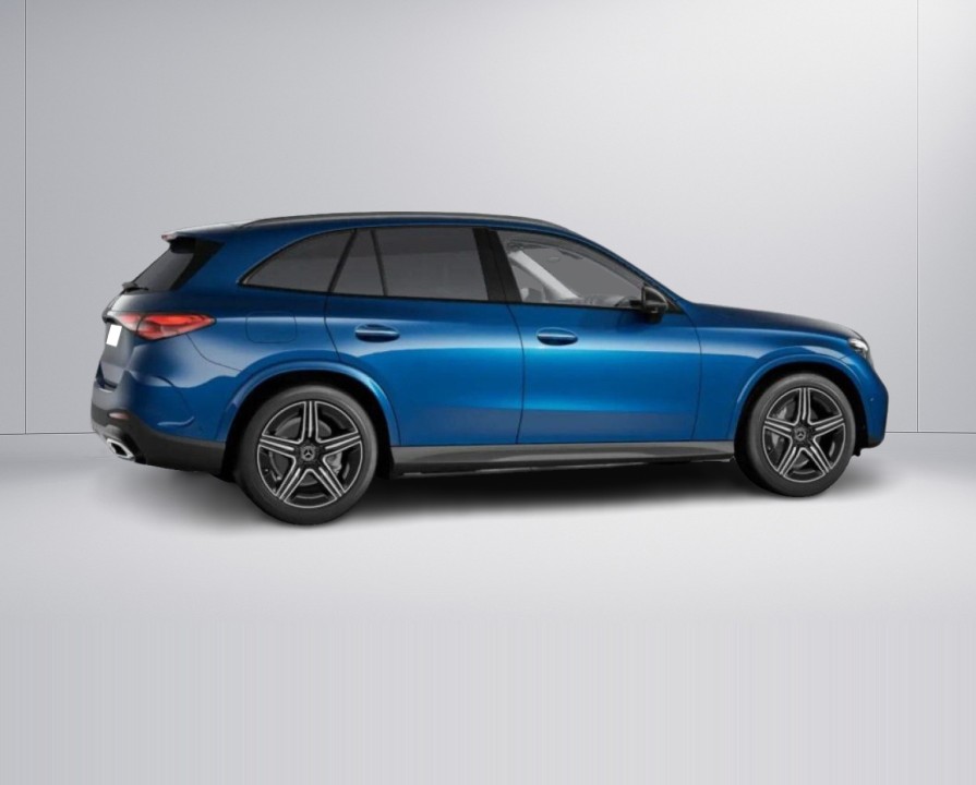 Mercedes-Benz GLC 300 4MATIC AMG Line (4)