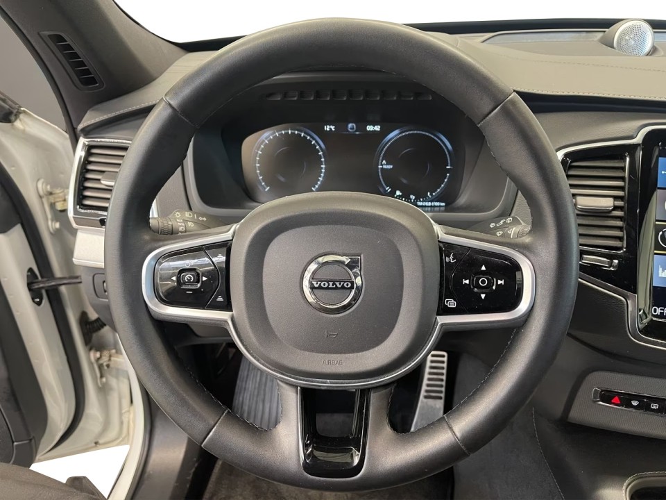 Volvo XC 90 T8 Recharge AWD R-Design - foto 11