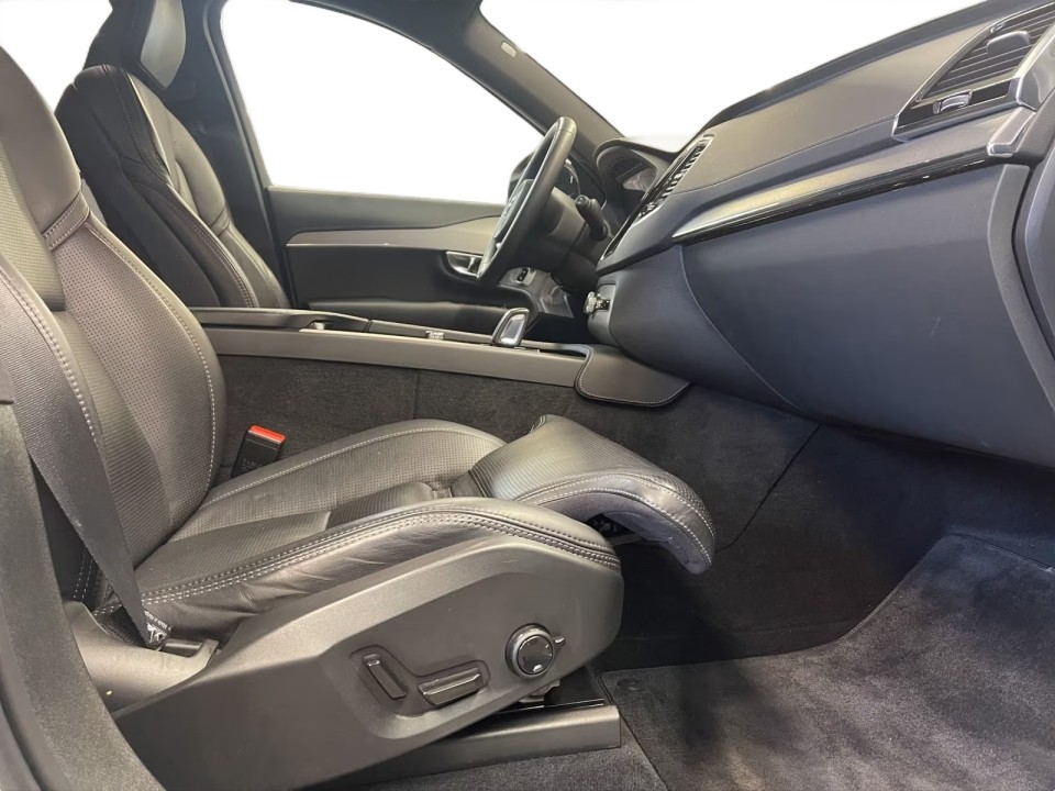 Volvo XC 90 T8 Recharge AWD R-Design - foto 8