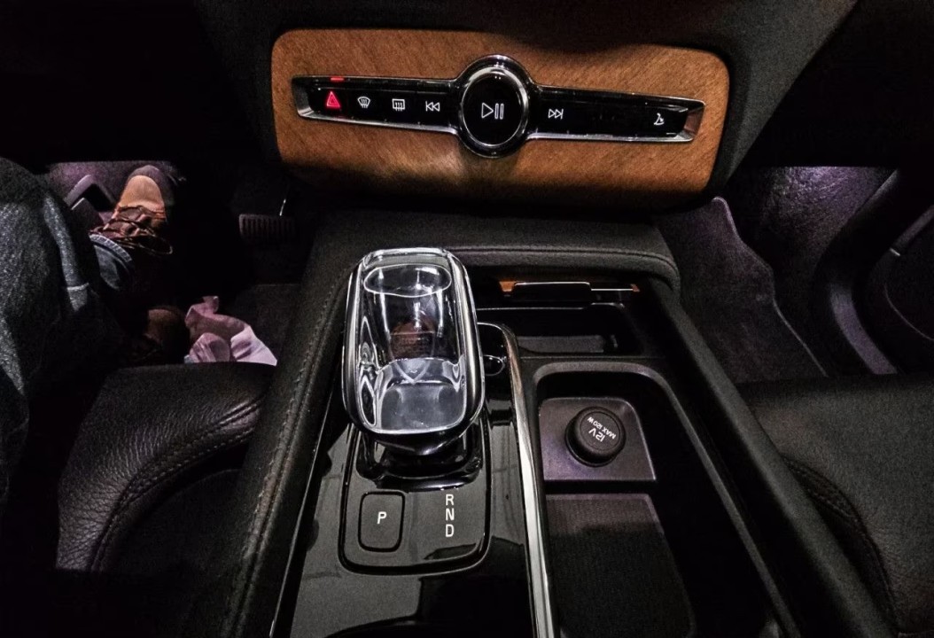 Volvo XC 90 T8 Recharge AWD Inscription - foto 23