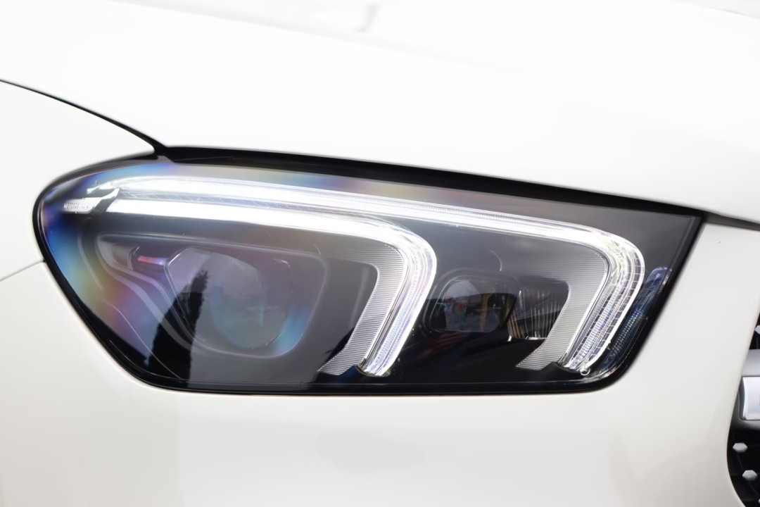 Mercedes-Benz GLE 400d 4MATIC AMG - foto 23