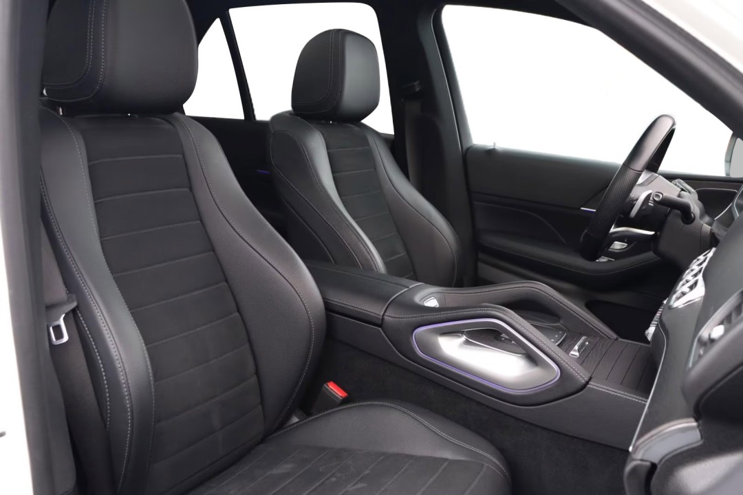 Mercedes-Benz GLE 400d 4MATIC AMG - foto 9